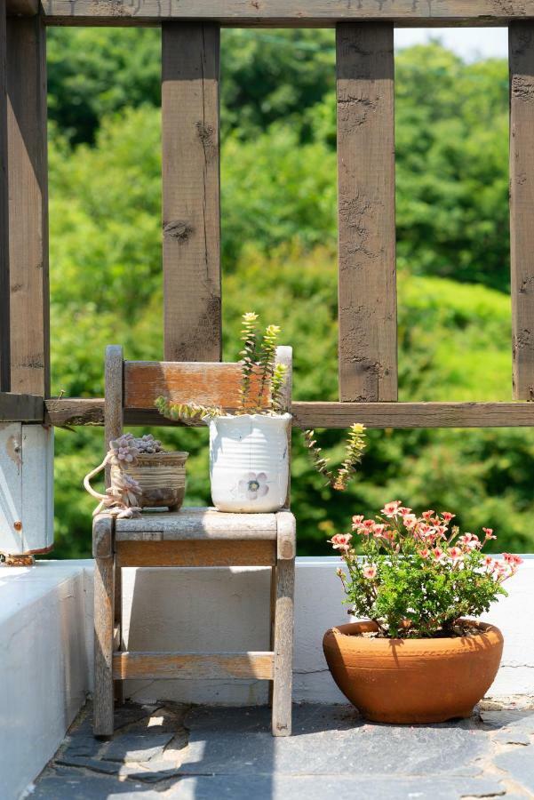 Country House Exclamation Mark & Comma Namhae Exterior photo
